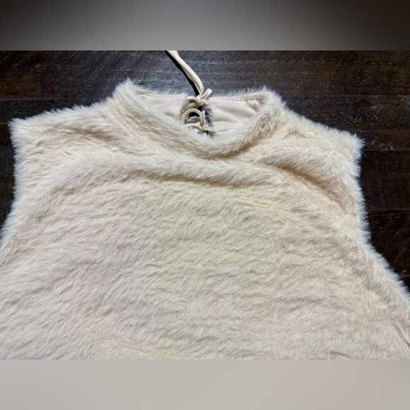 NWT Express Cream Faux Fur Mini Dress Sz Large - Picture 8 of 16